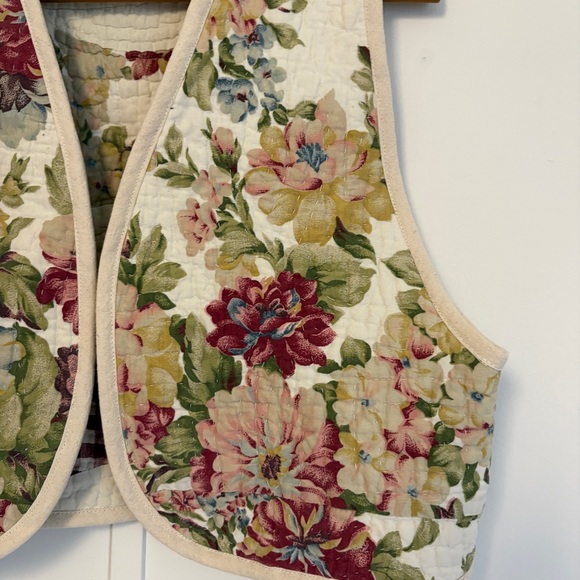 Handmade Floral Patchwork Quilted Vest M - Picture 4 of 10